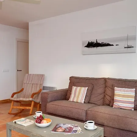 Canadell 2º 2ª Apartment